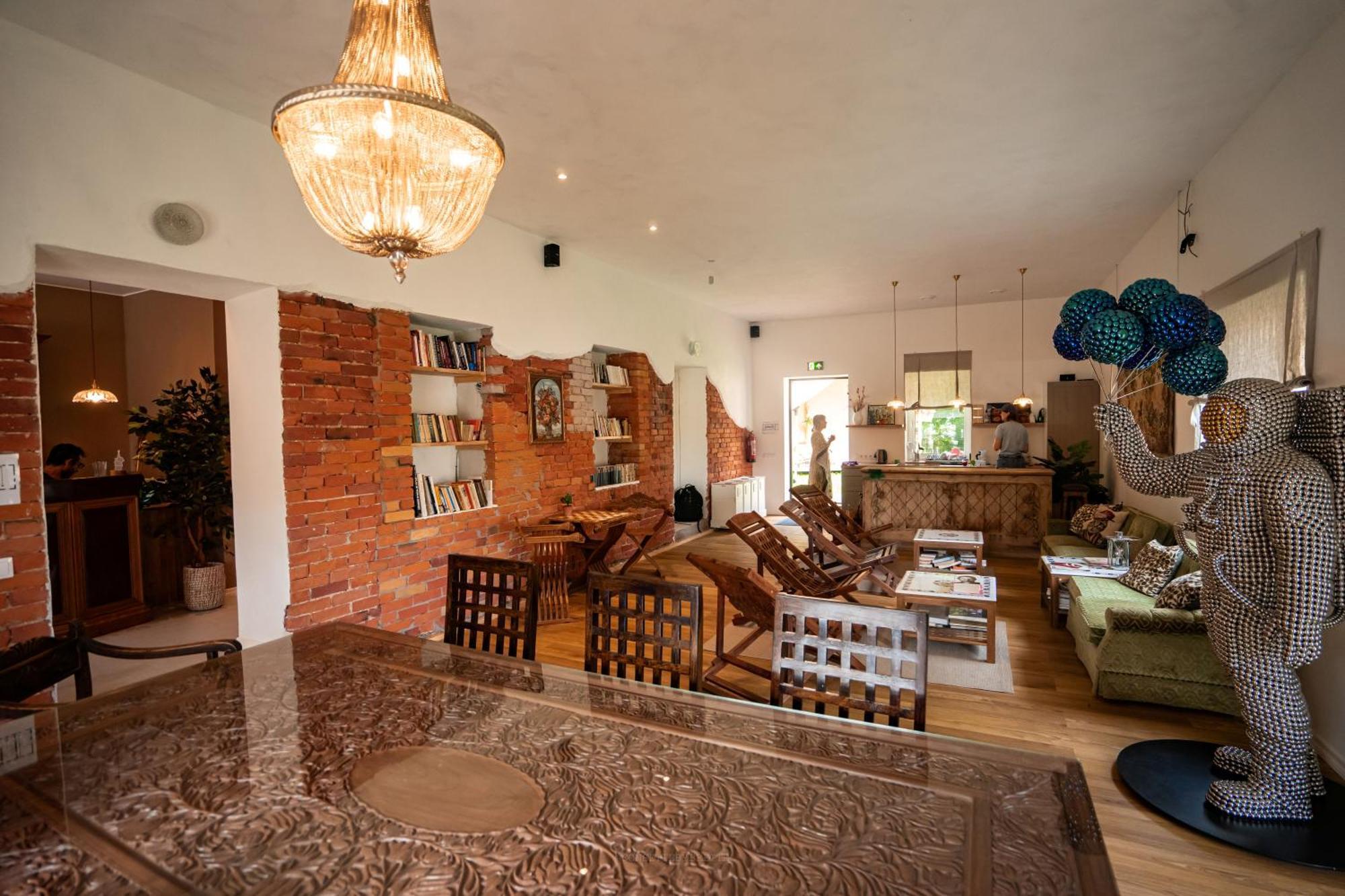 Mia Glamping Hotel Orissaare Exterior photo
